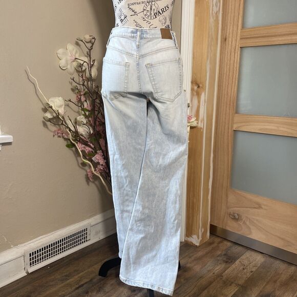 Aeropostale Jeans Womens 4 Light Wash High Rise Flare Ripped Distressed - Picture 5 of 9